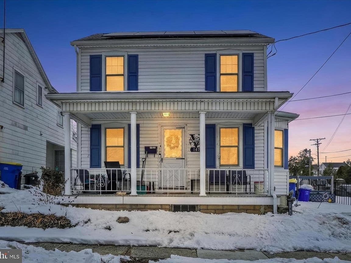 Primary listing photo