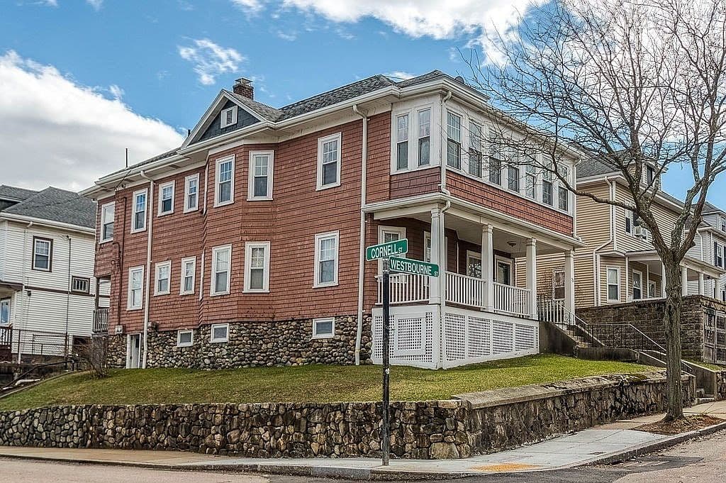 Primary listing photo