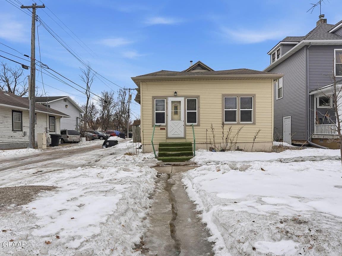 Primary listing photo