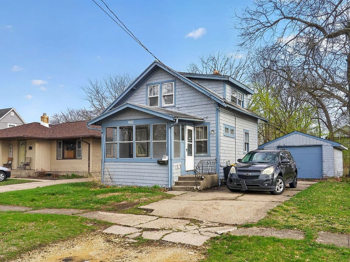 Primary listing photo