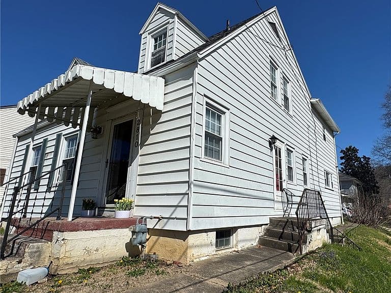 Listing photo 3