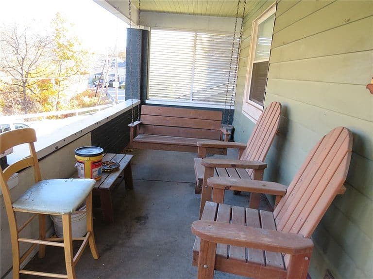 Listing photo 5