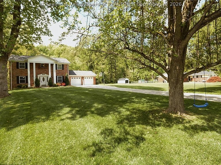 Listing photo 3