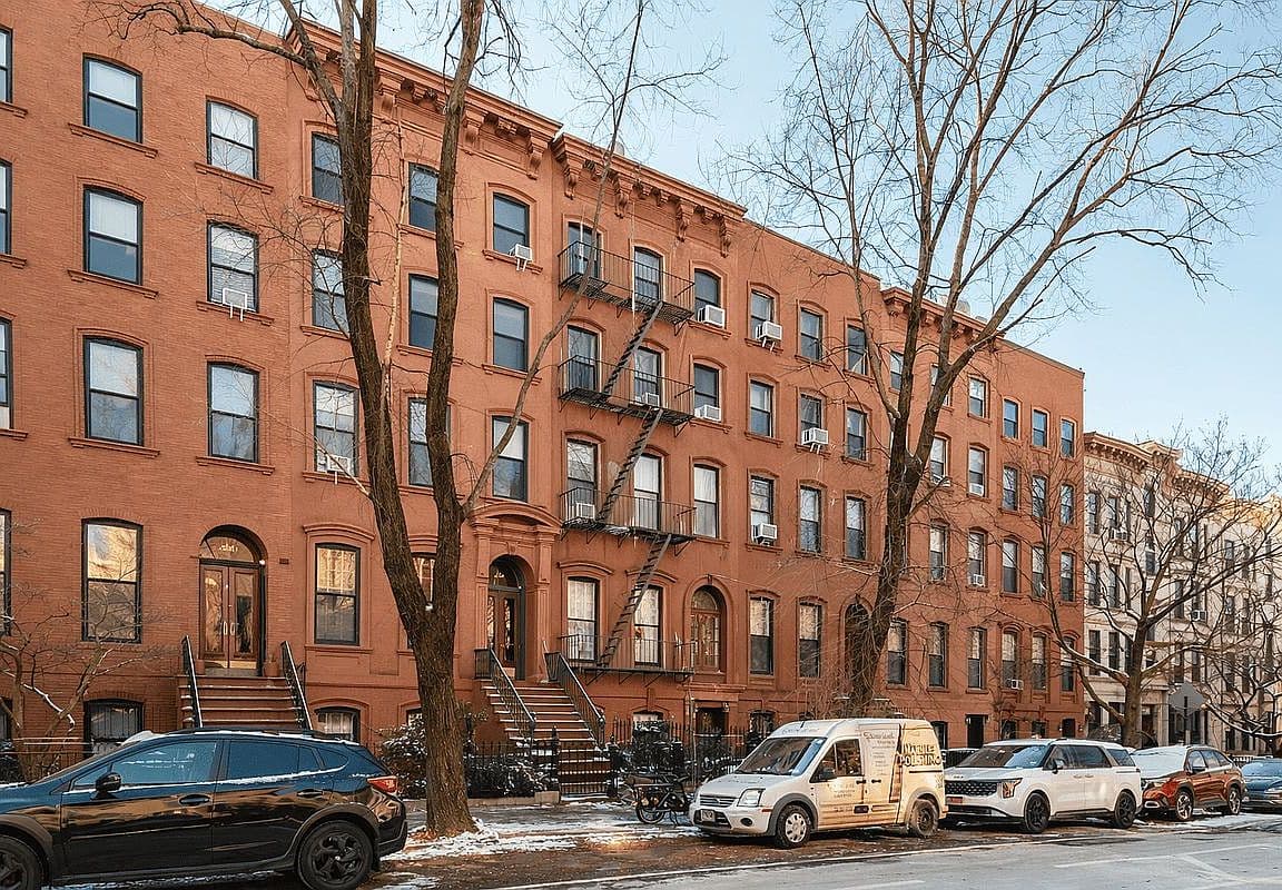 Primary listing photo