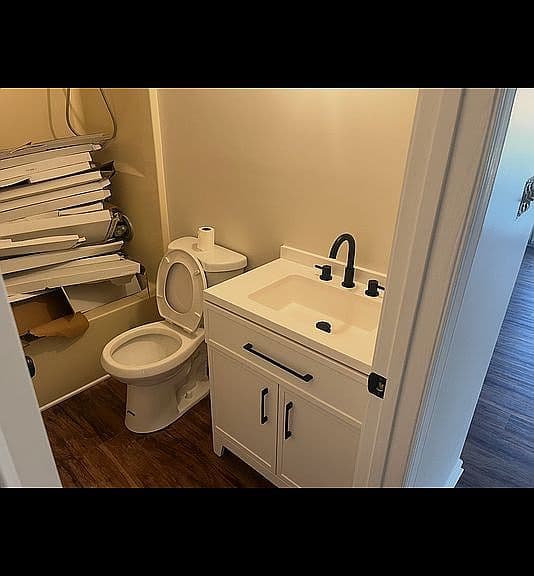 Listing photo 5