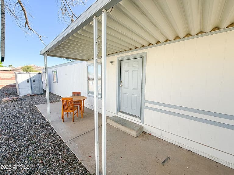 Listing photo 5