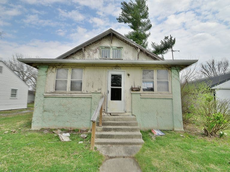 Listing photo