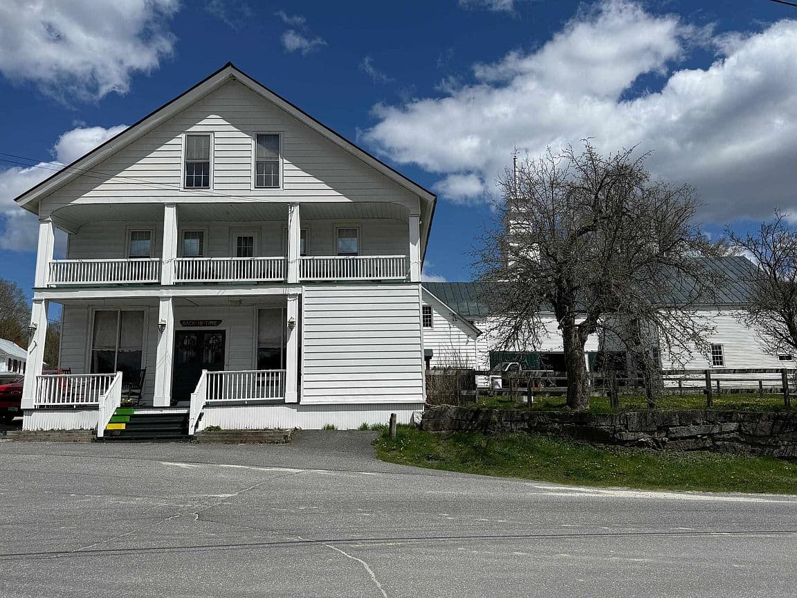 Primary listing photo
