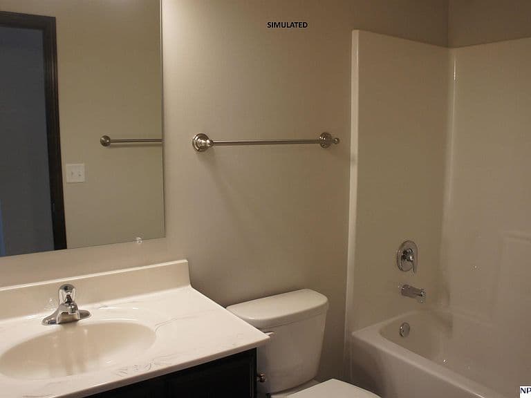 Listing photo 5