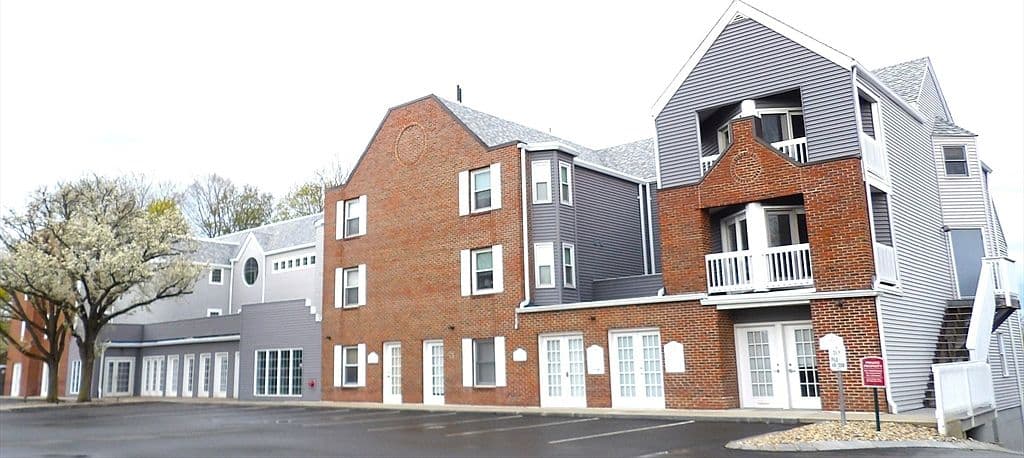 Primary listing photo