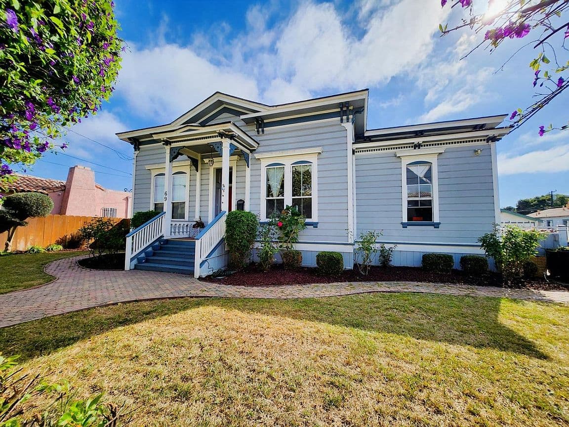 Primary listing photo