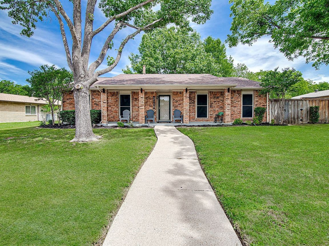 Primary listing photo