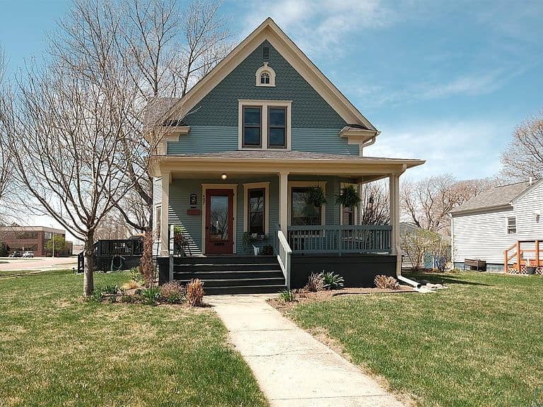 Listing photo 3