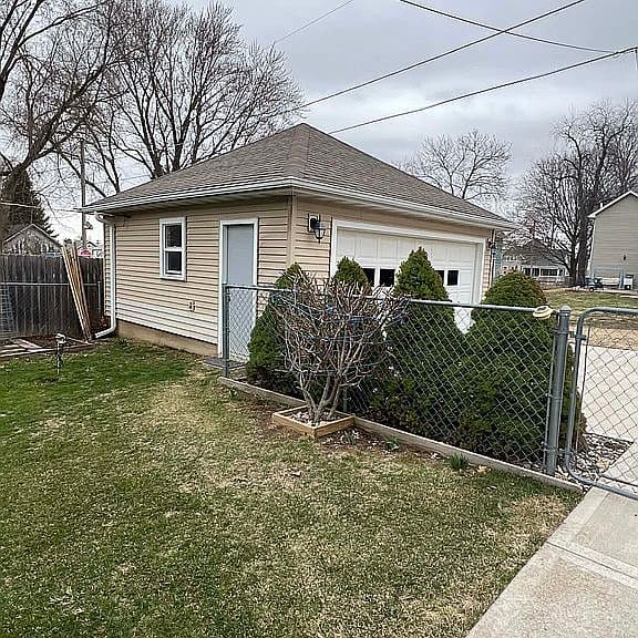 Listing photo 5