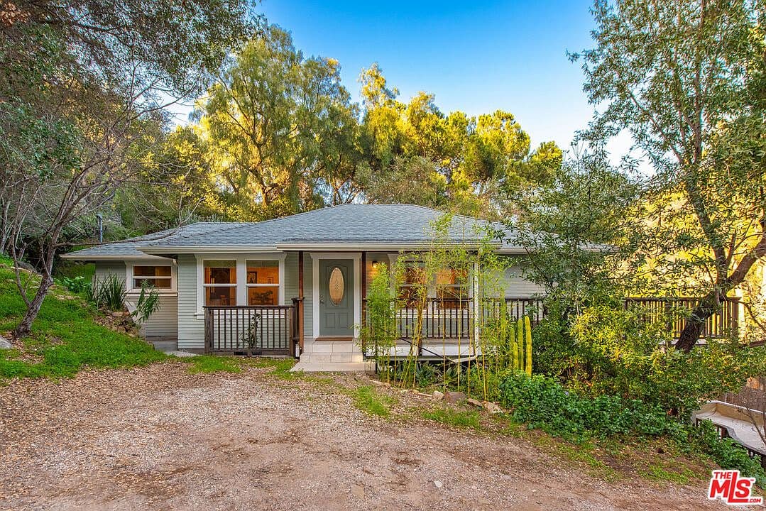 Primary listing photo