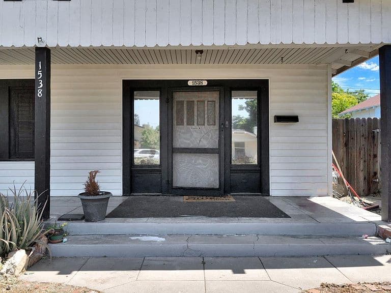 Listing photo 4