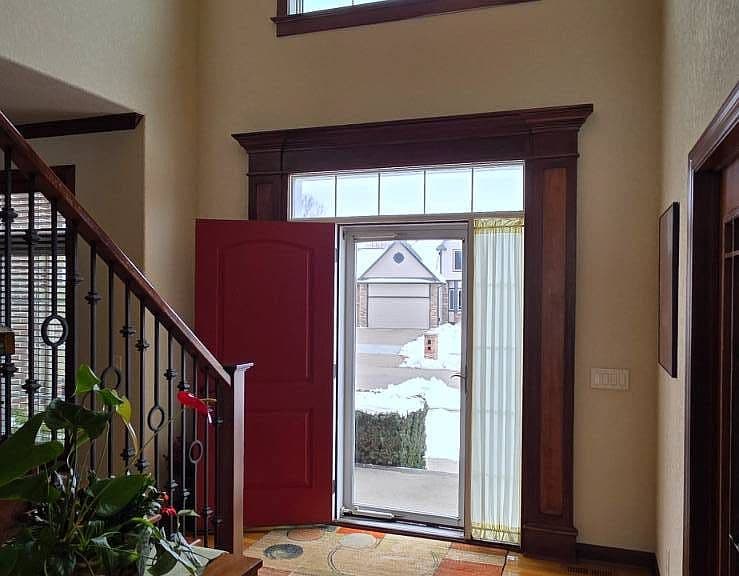 Listing photo 2