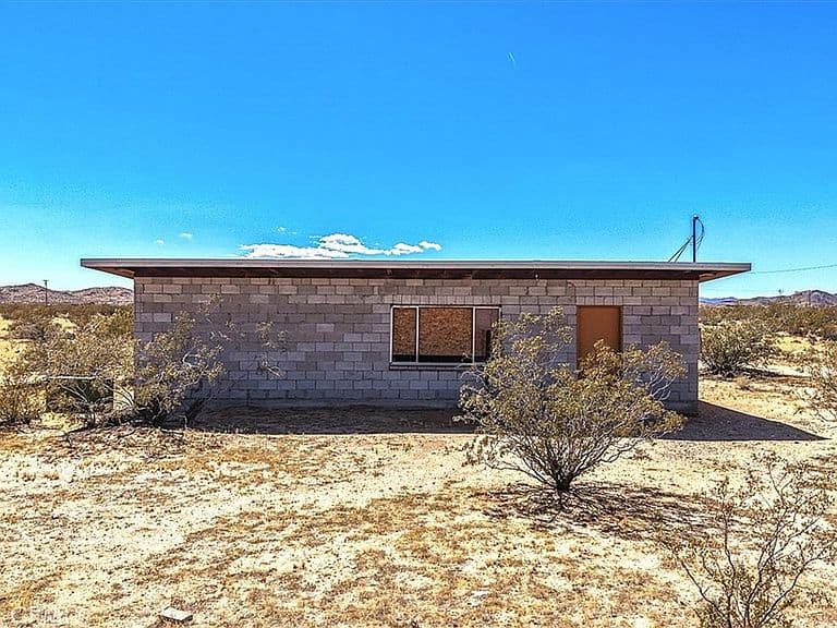 Listing photo 4