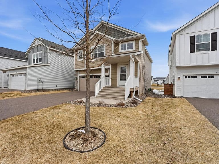 Listing photo 3
