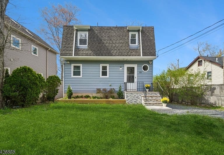 Listing photo 4