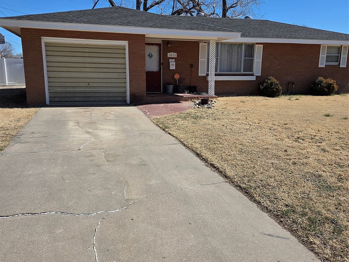 Primary listing photo