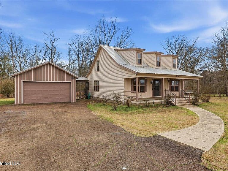 Listing photo 5