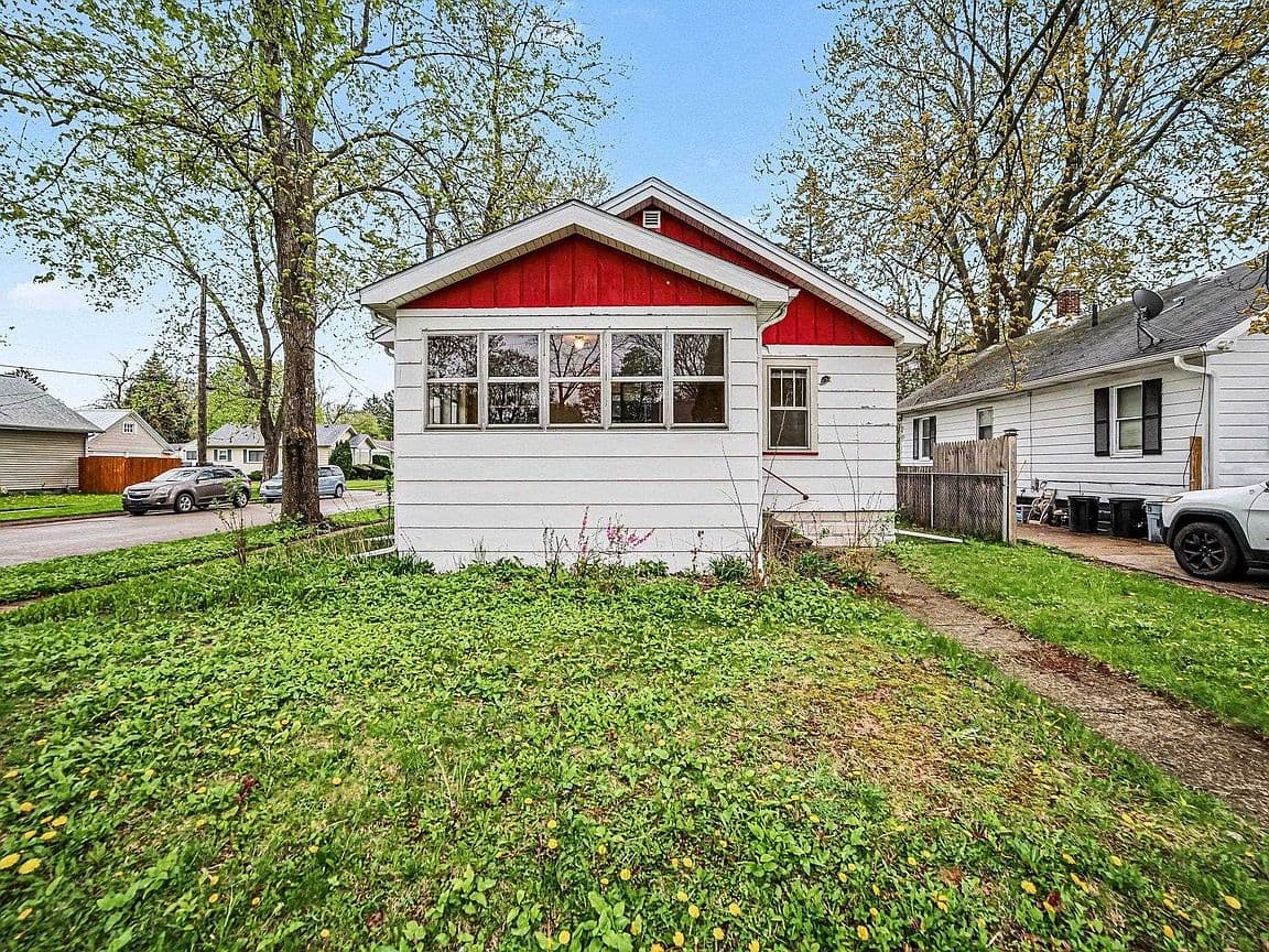 Primary listing photo