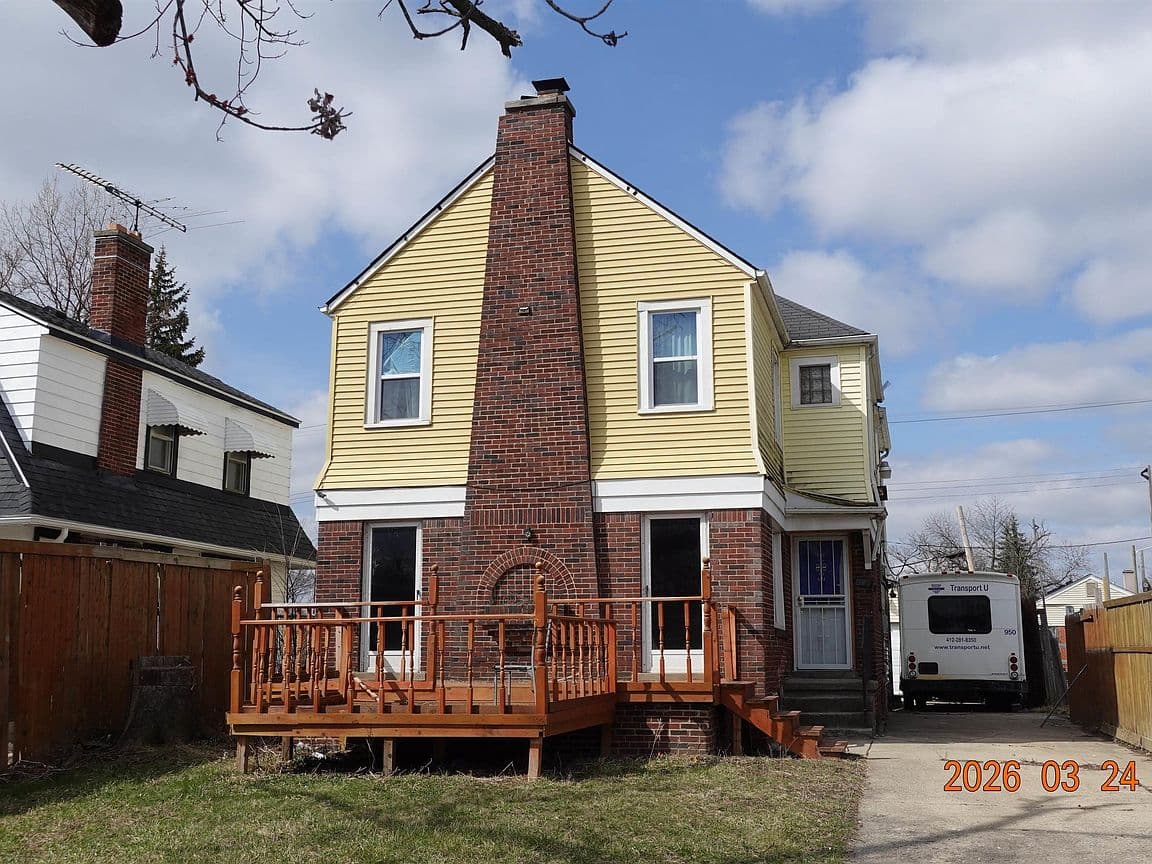 Primary listing photo