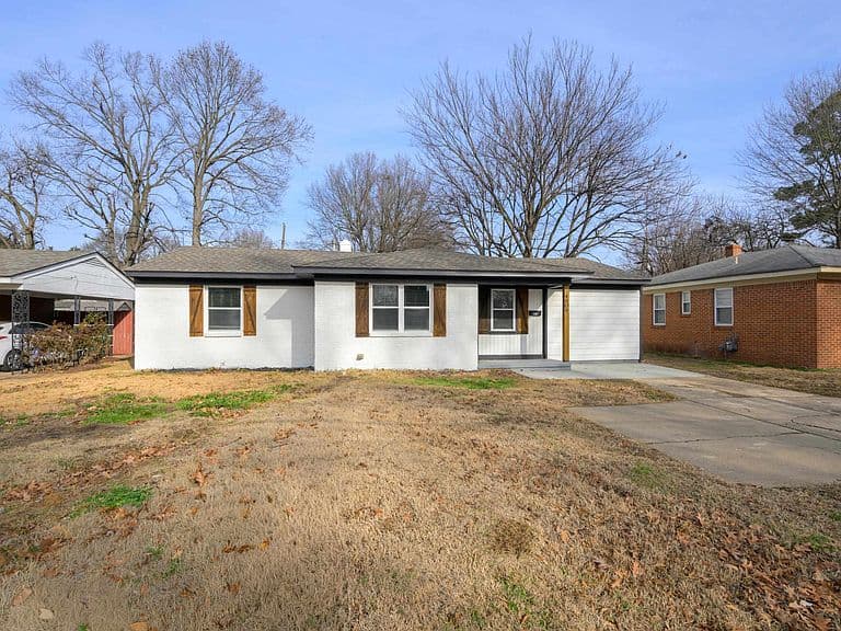 Listing photo 3