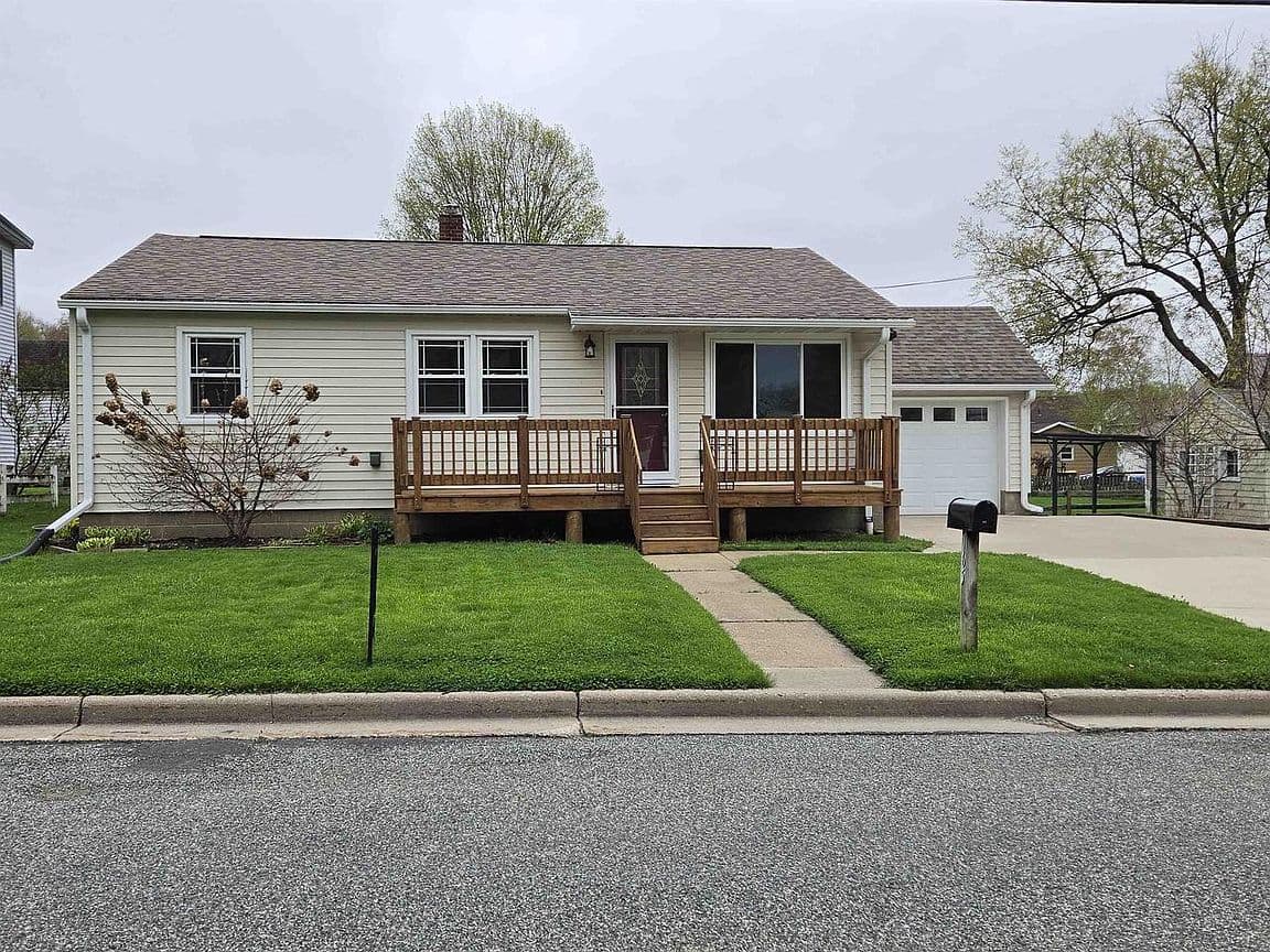 Primary listing photo
