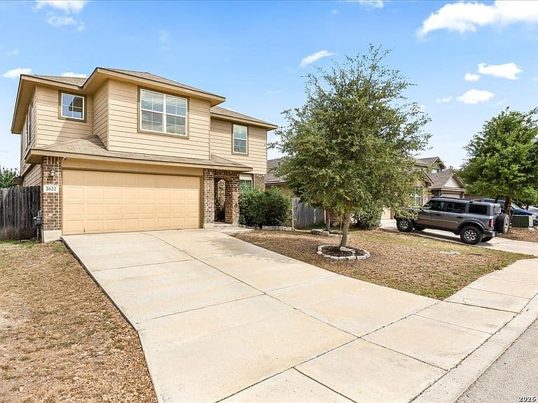 Listing photo 3