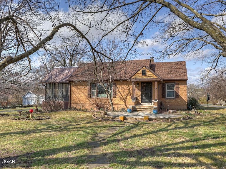 Listing photo 4