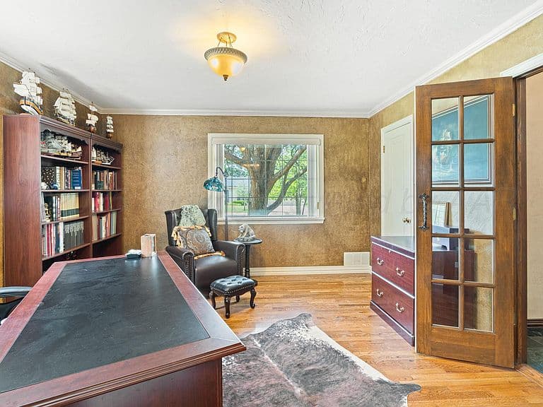 Listing photo 5