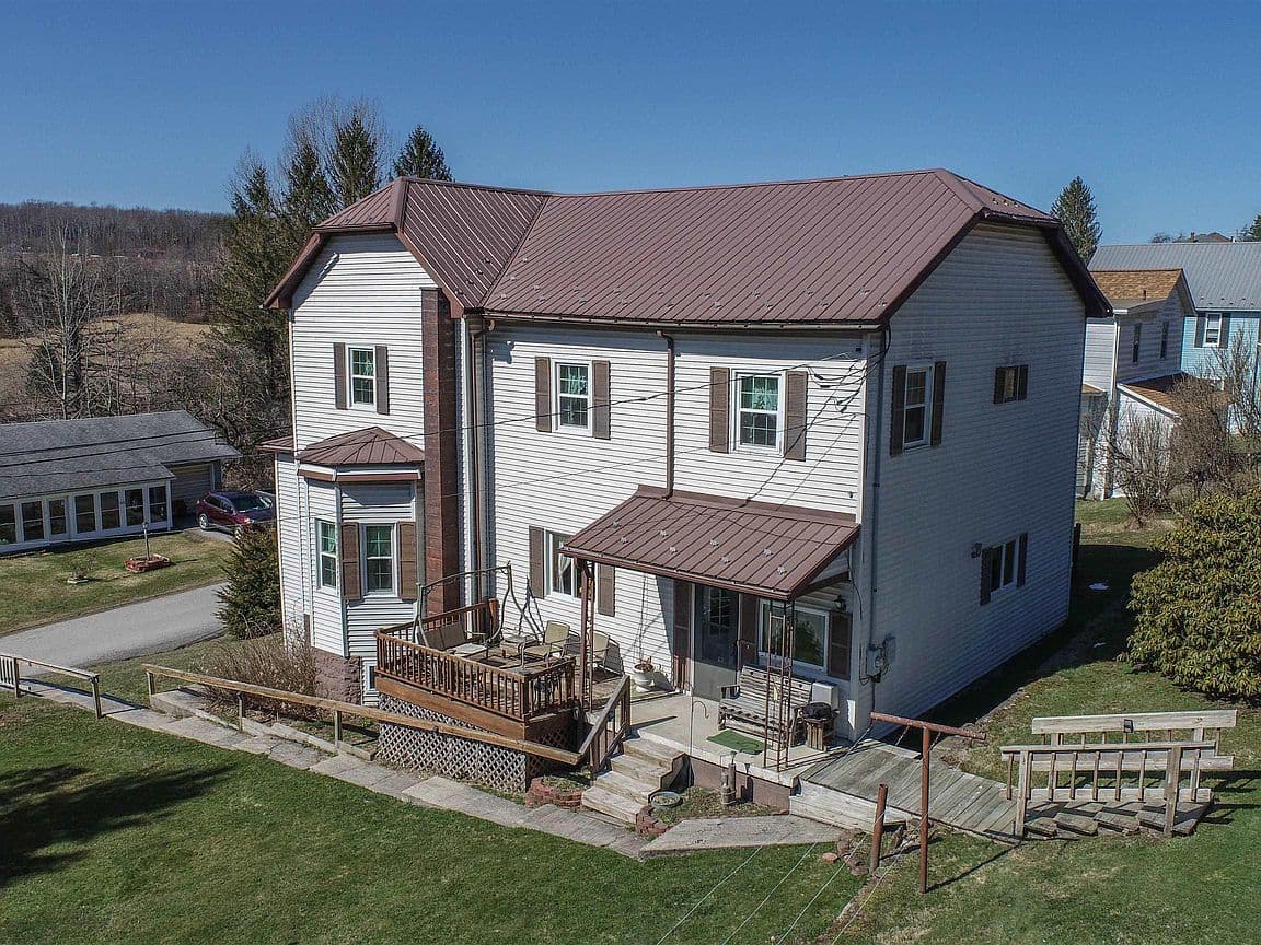 Primary listing photo