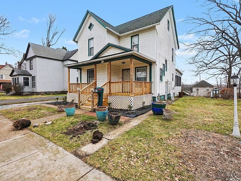 Listing photo 3