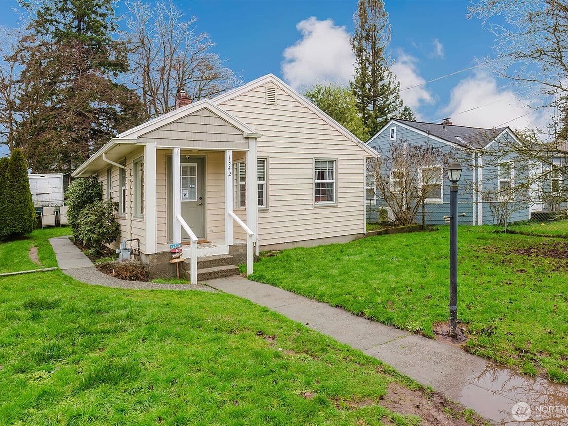 Primary listing photo
