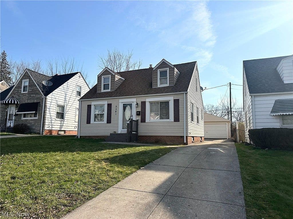 Primary listing photo