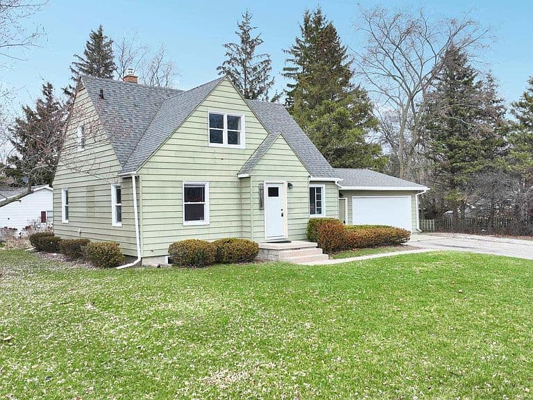Listing photo 3