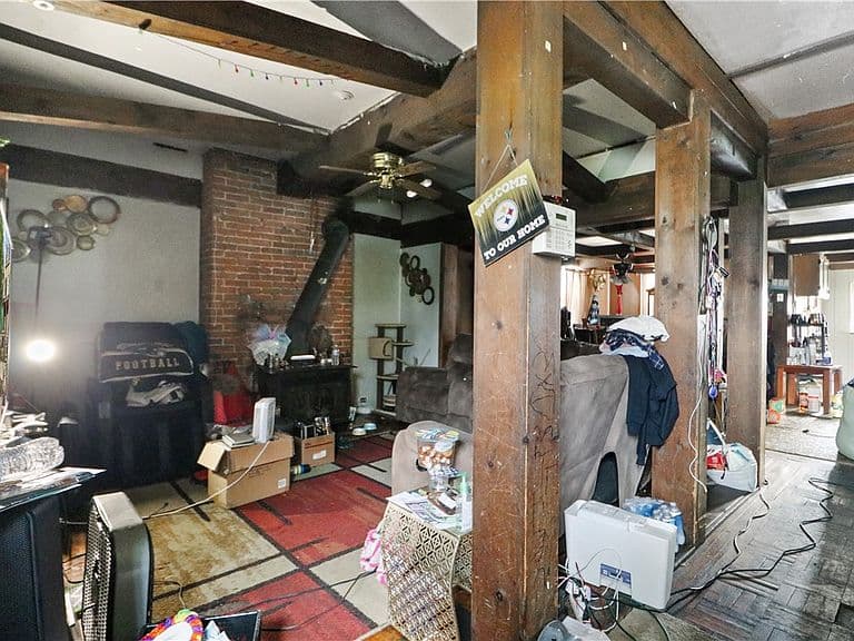 Listing photo 5
