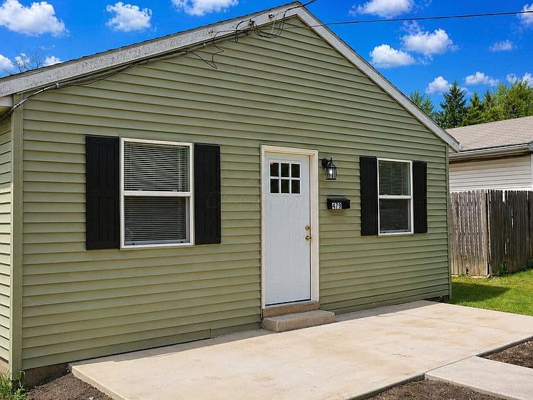 Listing photo 3