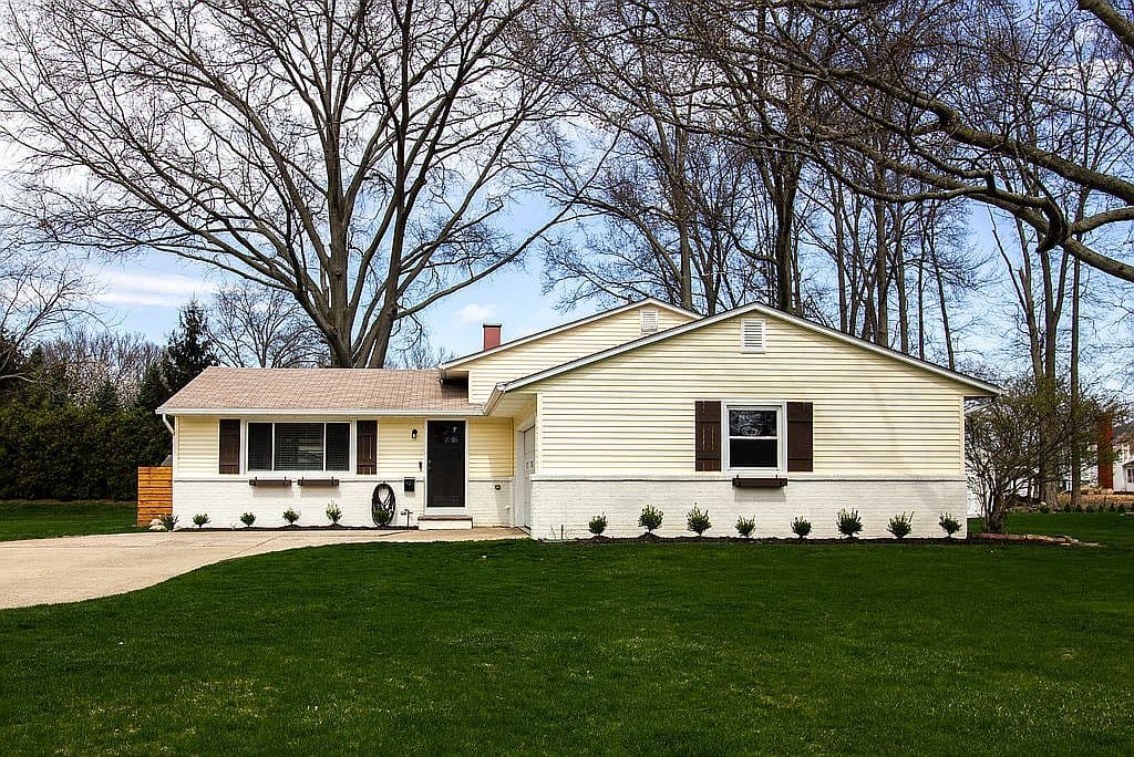 Primary listing photo