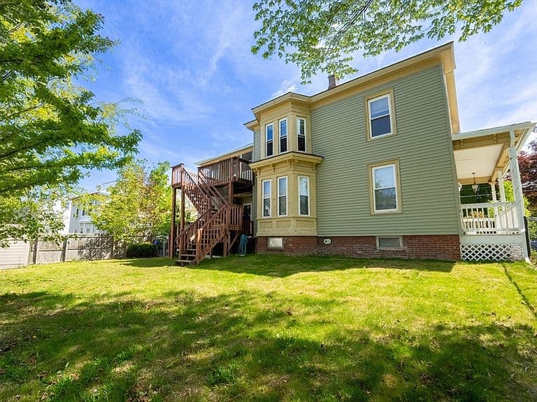 Listing photo 4