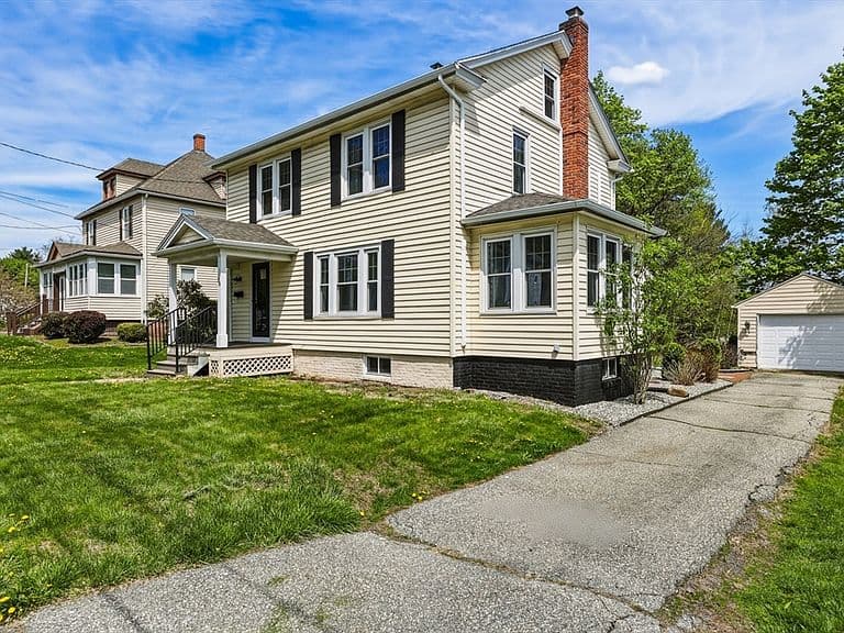 Listing photo 2