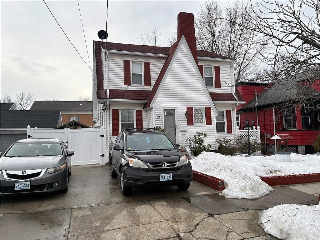 Primary listing photo