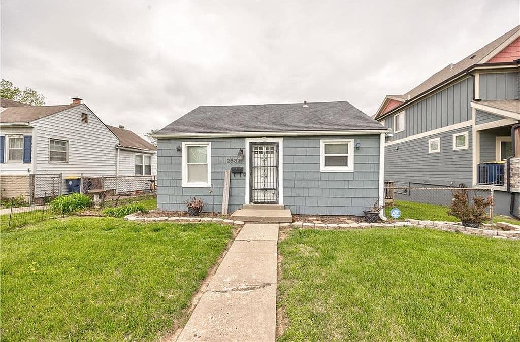 Primary listing photo