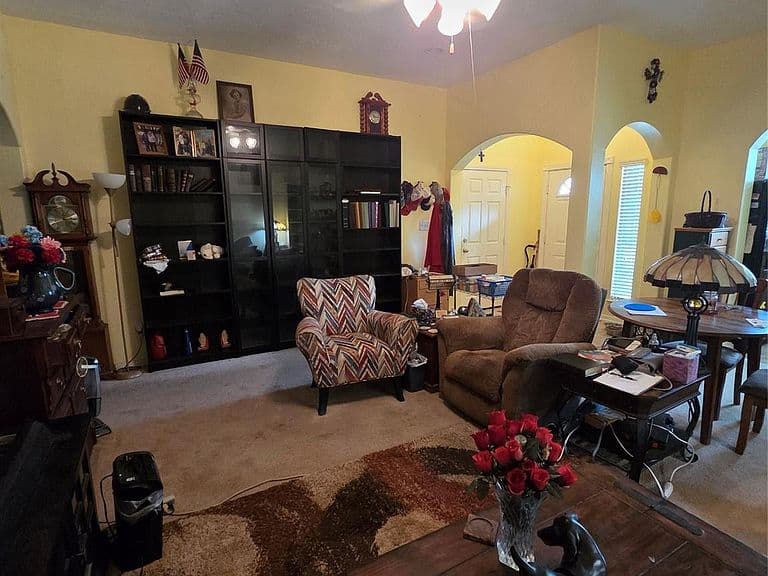 Listing photo 4