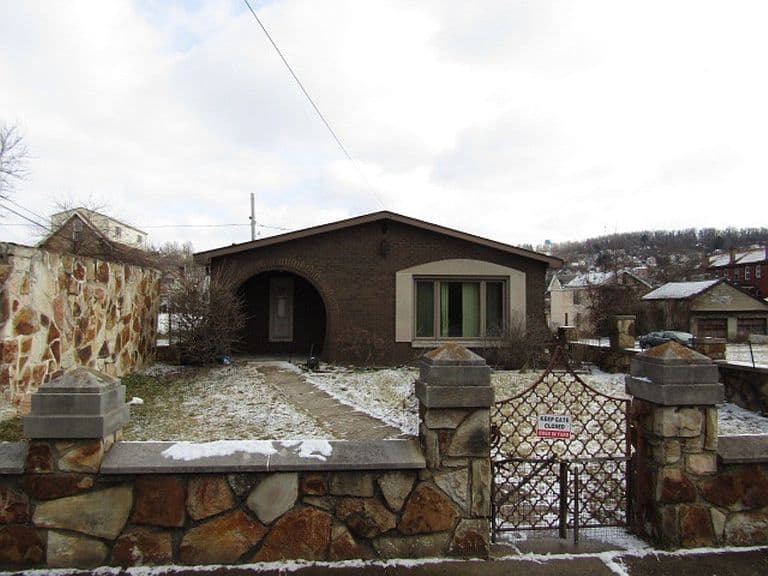 Listing photo