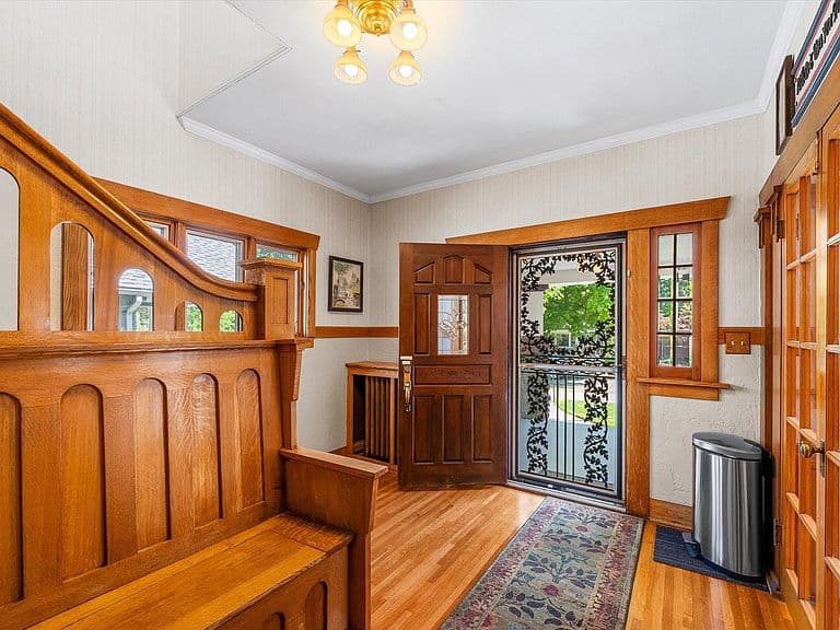 Listing photo 4