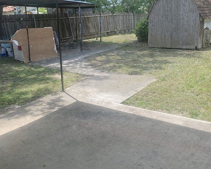 Listing photo 5
