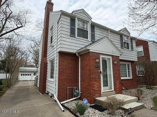Listing photo 3